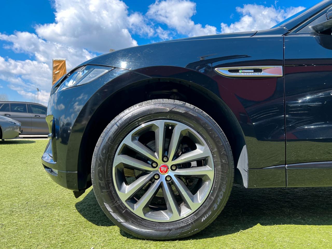 Jaguar F-Pace 2.0 D 180 CV R DYNAMIC/NAVI/CAMERA/MERIDIAN