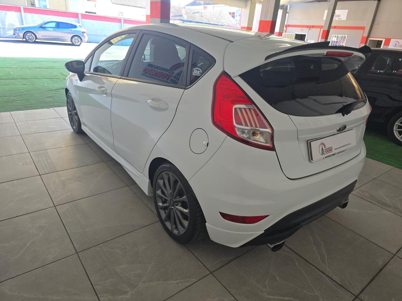 Ford Fiesta 1.5 TDCi 75CV 3 porte Black & White Edition