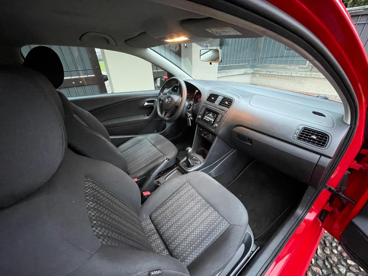 Volkswagen Polo 1.0 MPI *SOLO 79900 KM*