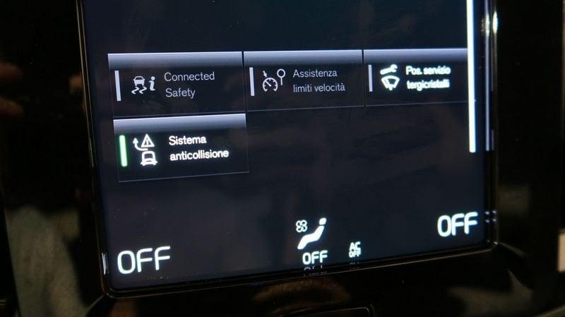 Volvo XC40 Recharge T4 Plug-in Hybrid auto Recharge Core