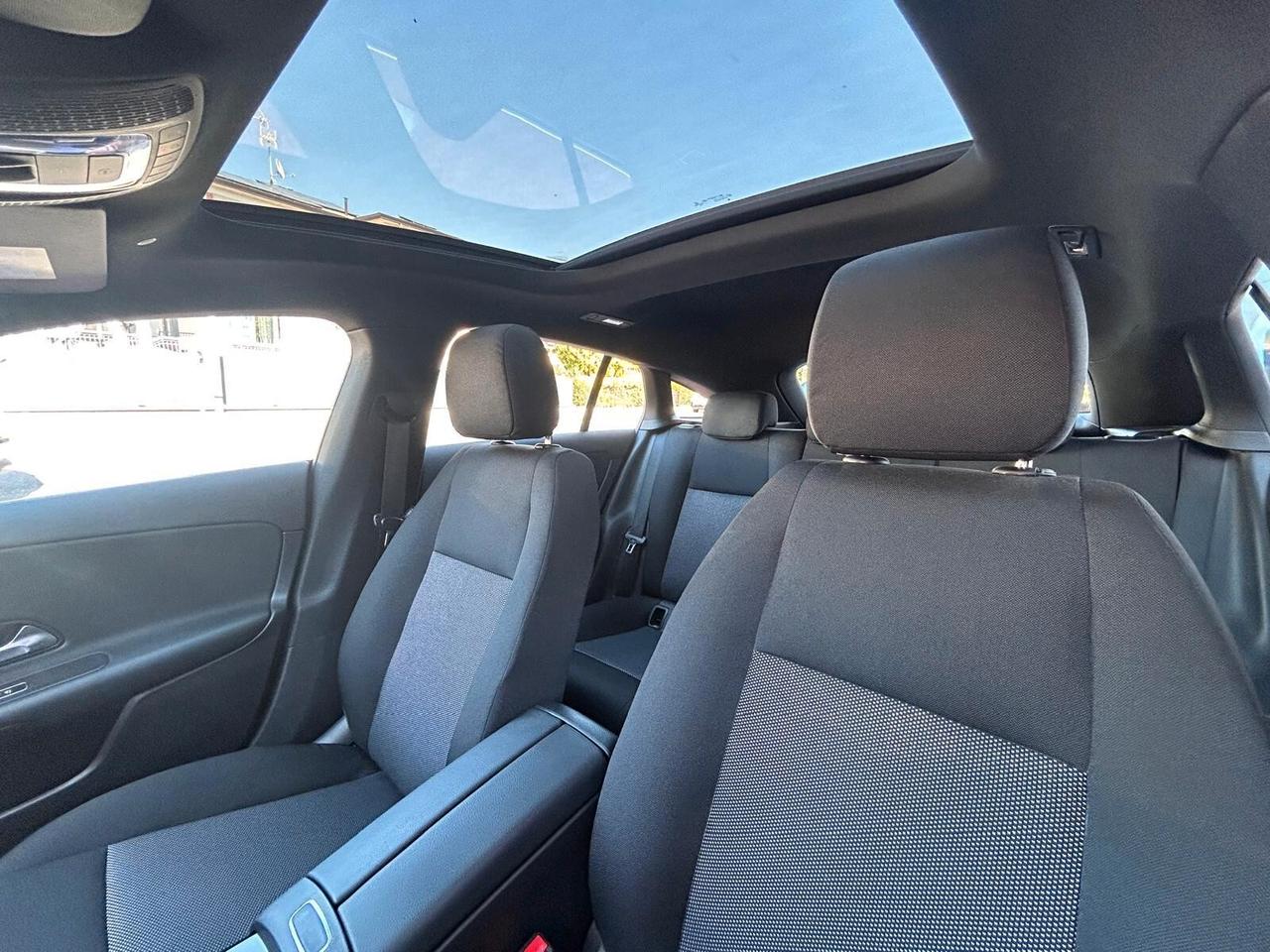 Mercedes-benz CLA 180 d Automatic Shooting Brake Business Extra