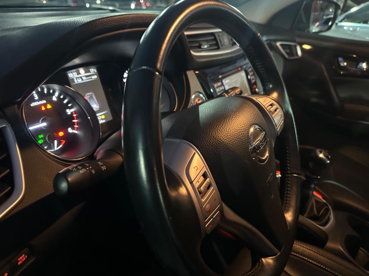 Nissan Qashqai 1.6 dCi Tekna 4 telecamere