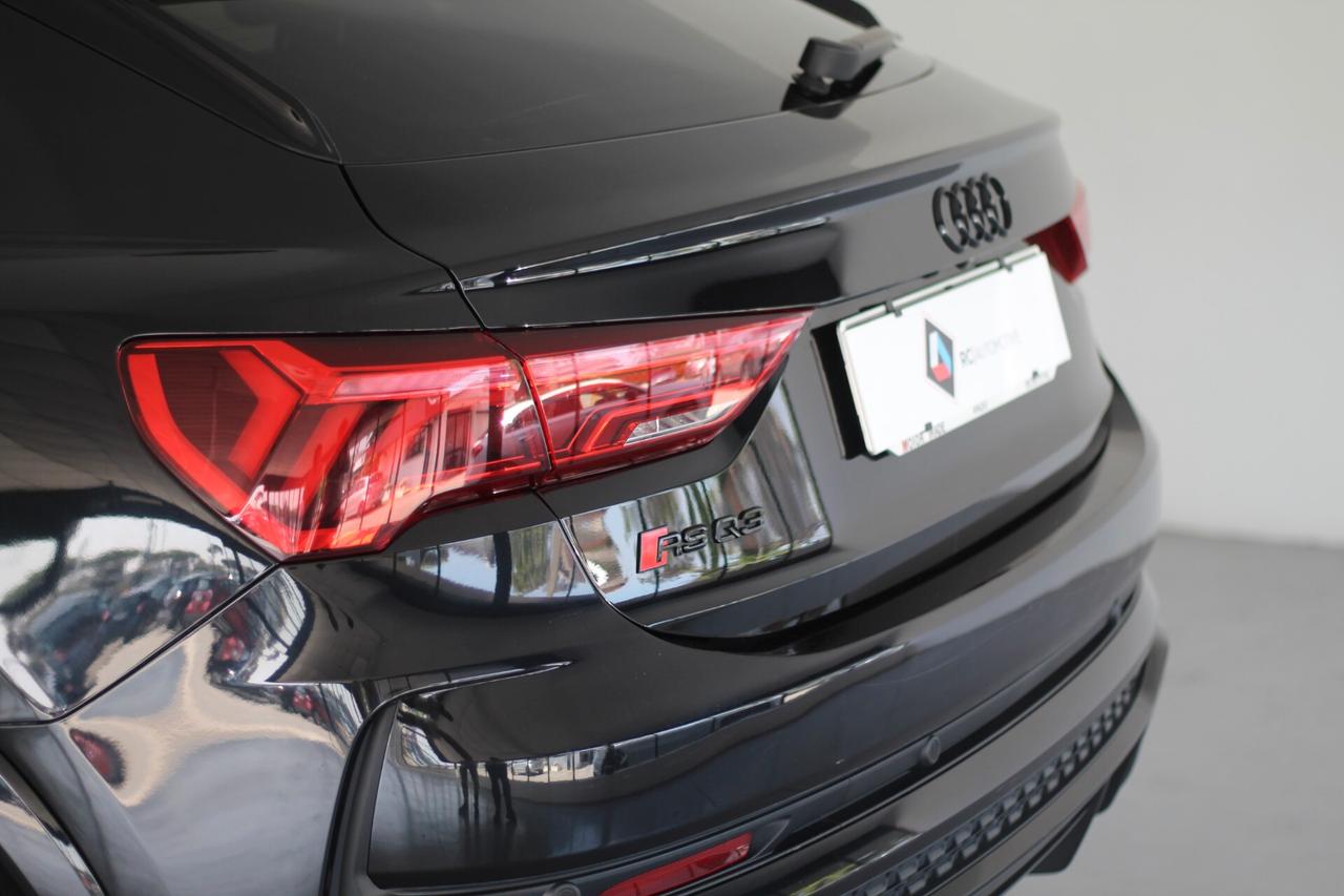 Audi RS Q3 SPORTBACK QUATTRO