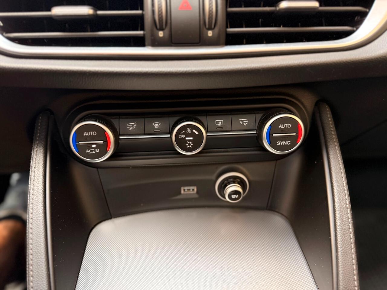 Alfa Romeo Stelvio 2.2 210 CV AT8 Q4 TETTO/PELLE/20"