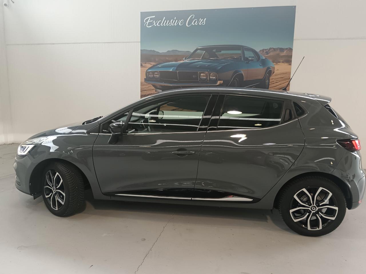 Renault Clio TCe 12V 90 CV GPL 5 porte Moschino Intens PREZZO REALE