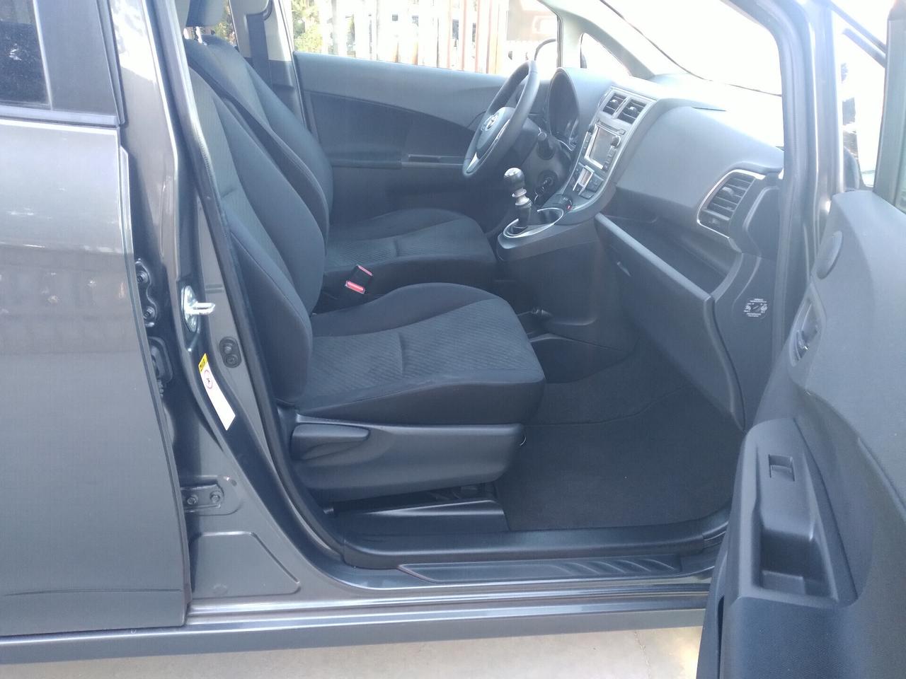 Toyota Yaris Verso-S 1.4D MT Active