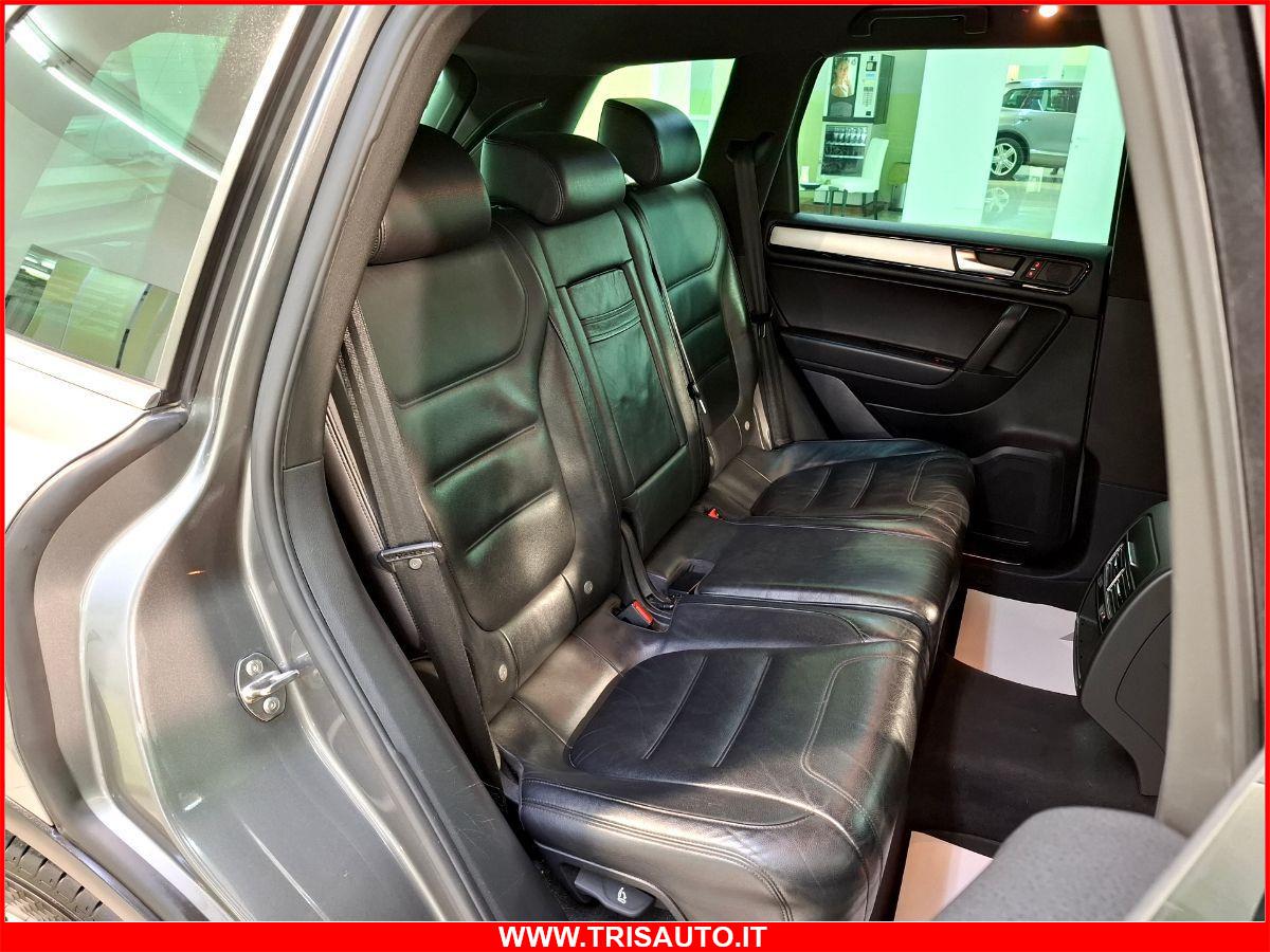 VOLKSWAGEN Touareg 3.0 V6 TDI Tiptronic (XENO+PELLE+NAVI)