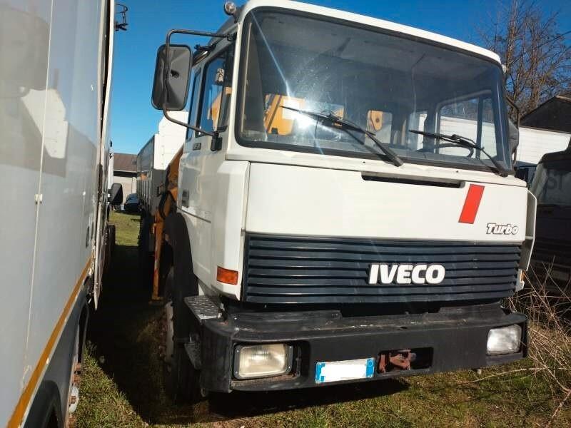 IVECO UNIC M1 GRU RIBALTABILE