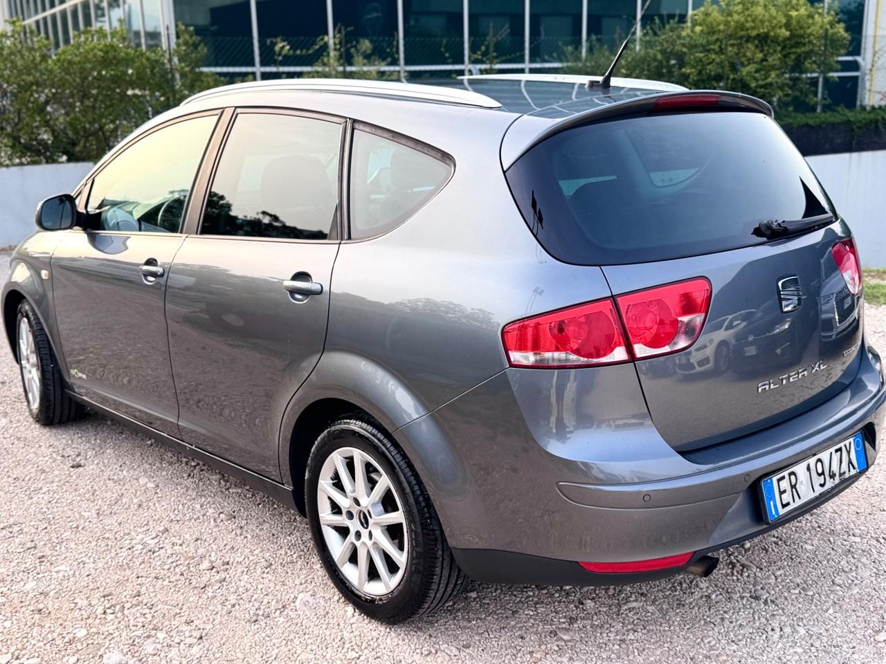 Seat Altea XL 1.6 Diesel 105cv Famigliare - 2013