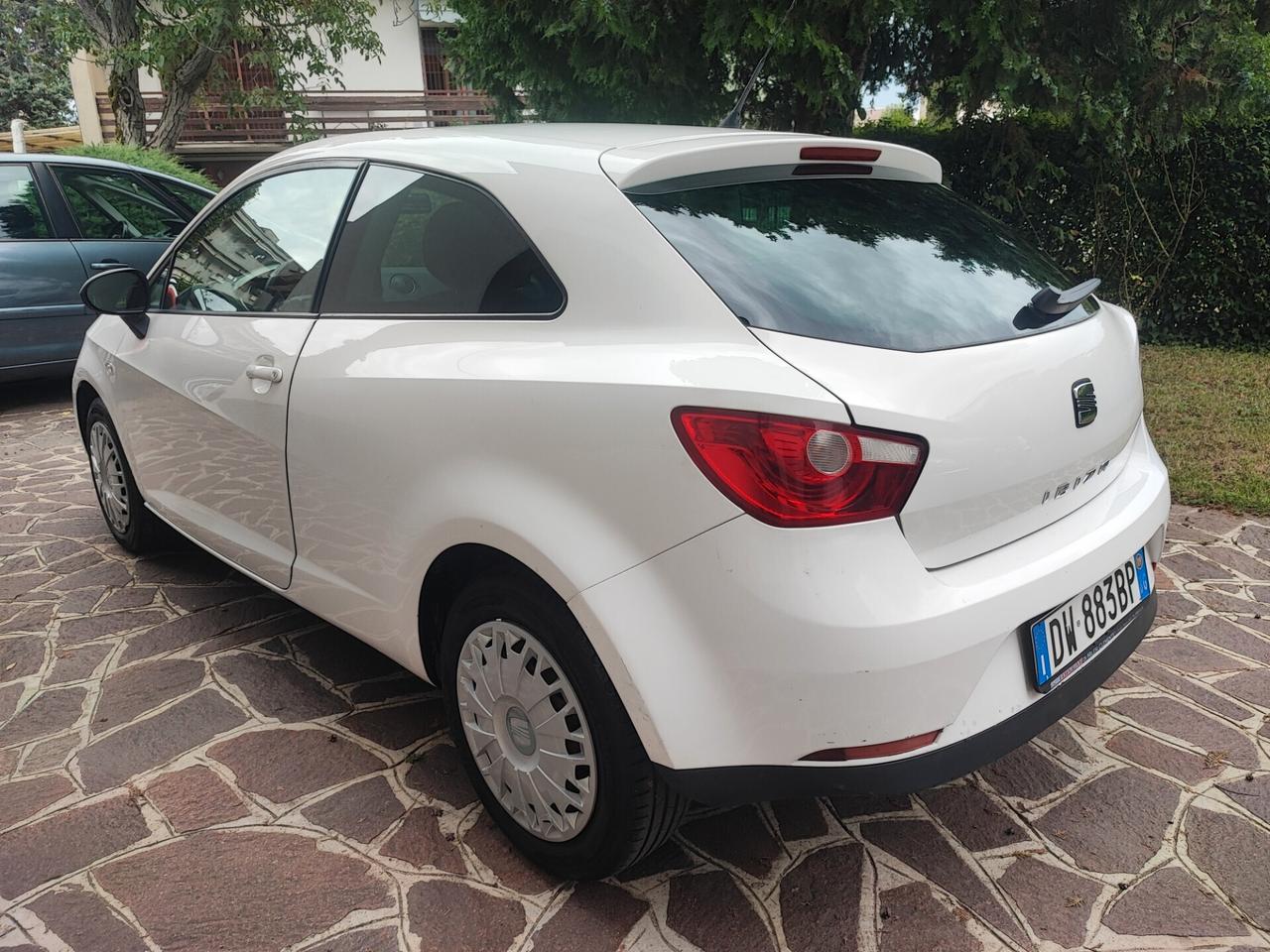 Seat Ibiza 1.4 Benz euro 4 neopatentati