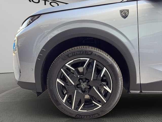 Peugeot 5008 Hybrid 145 e-DCS6 GT