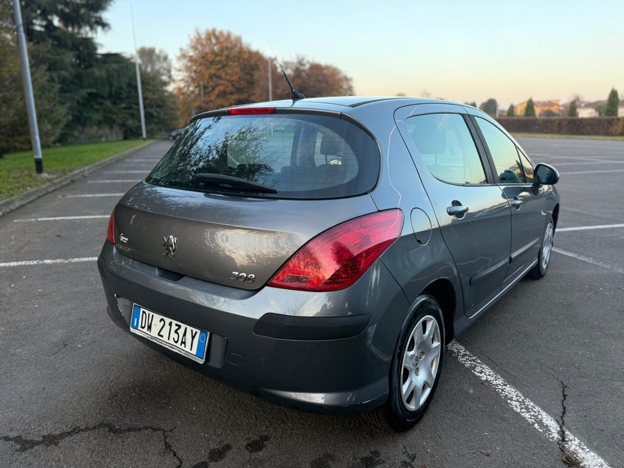 Peugeot 308 1.6 HDi 90CV FAP 5p. Premium