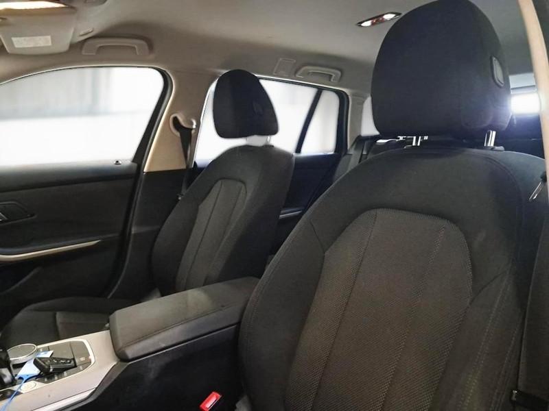 BMW 318 Business Advantage Touring auto