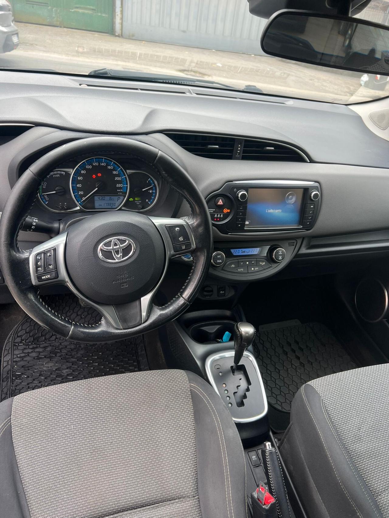 Toyota Yaris 1.5 Hybrid 5 porte Active