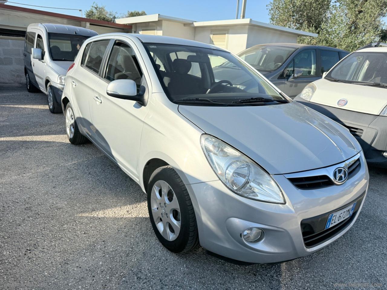 HYUNDAI i20 1.2 5p. Sound Edition