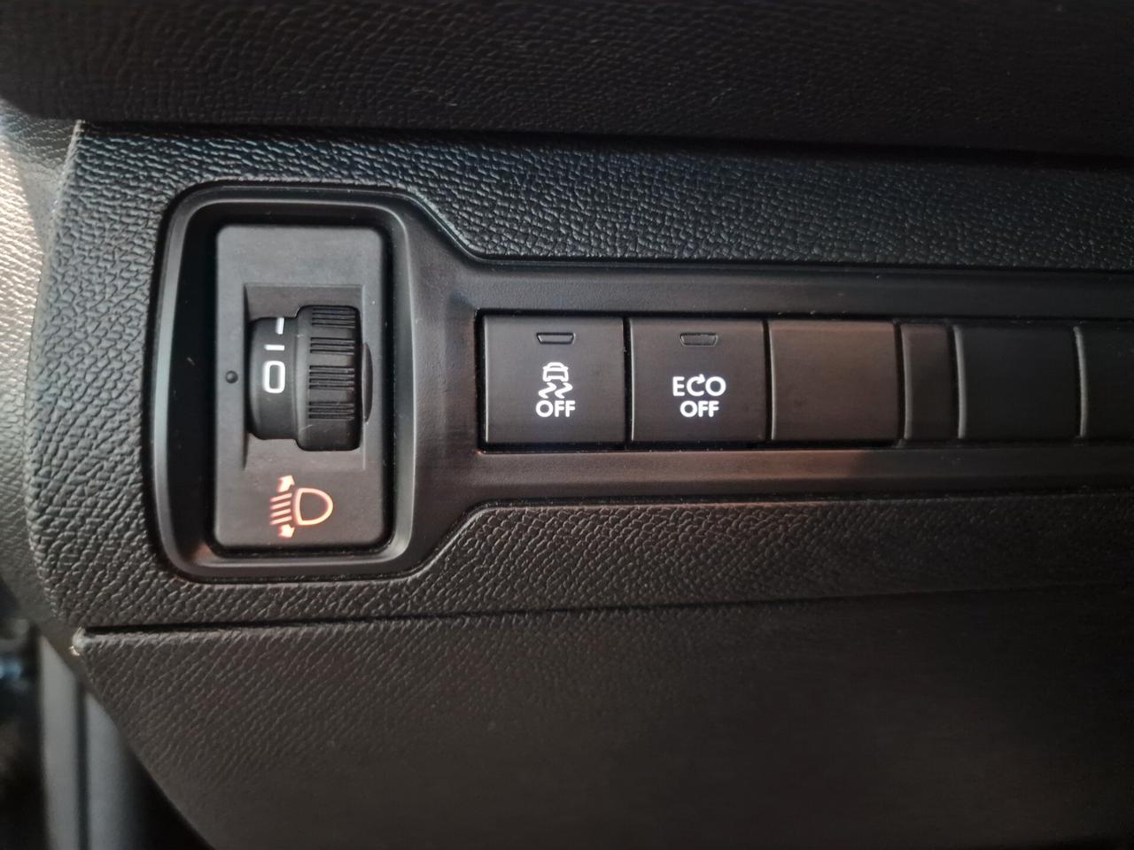 Peugeot 308 BlueHDi 100 S&S Business