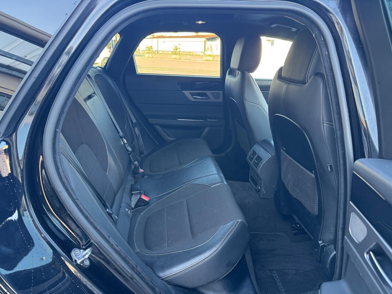 Jaguar XF Sportbrake 2.0D 180CV AWD R-Sport