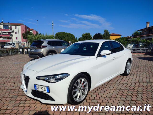 ALFA ROMEO Giulia 2.2 Turbodiesel 160 CV AT8 ROSSO EDITION