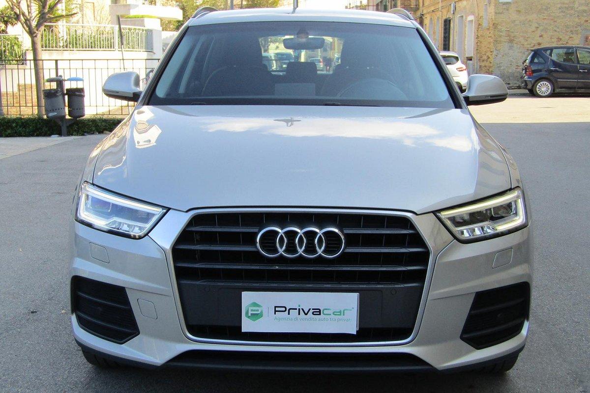 AUDI Q3 2.0 TDI 150 CV Business