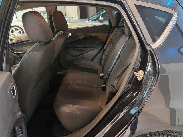 FORD Fiesta 1.4 5P. GPL Titanium