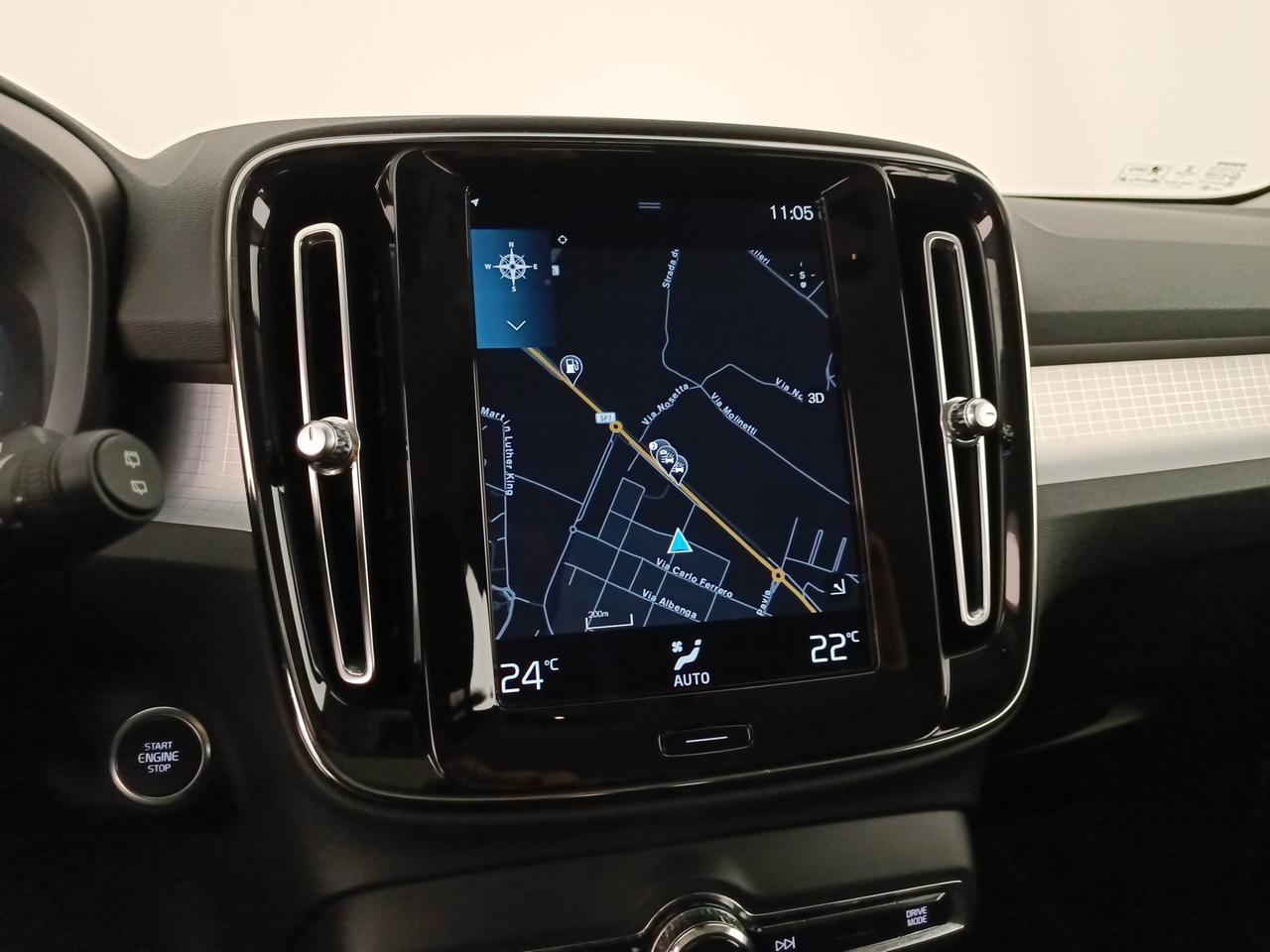VOLVO XC40 2.0 b4 Momentum awd auto my21