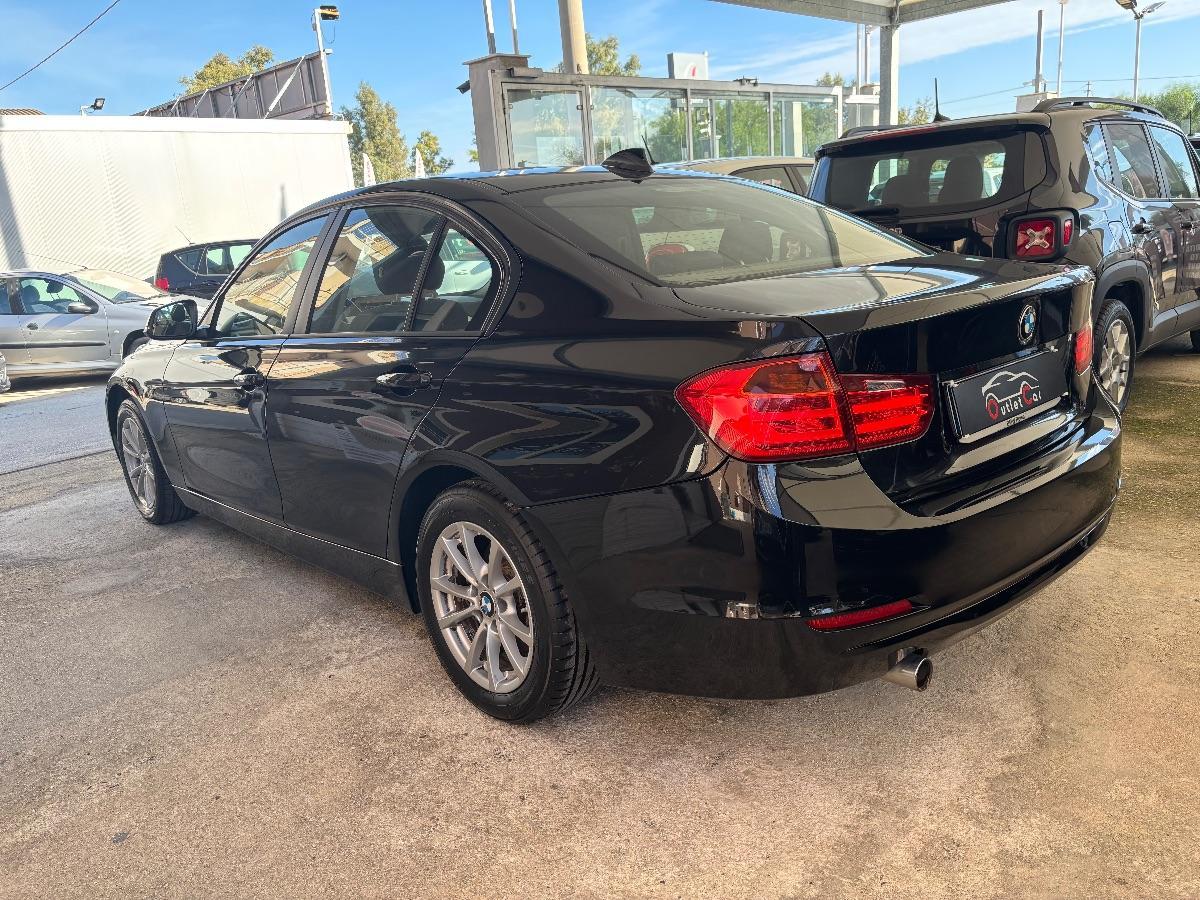 BMW - Serie 3 - 320d Business aut.
