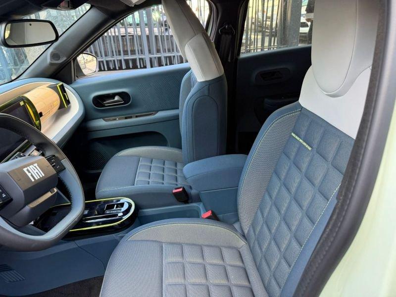 FIAT Grande Panda 1.2 Hybrid S&S La Prima