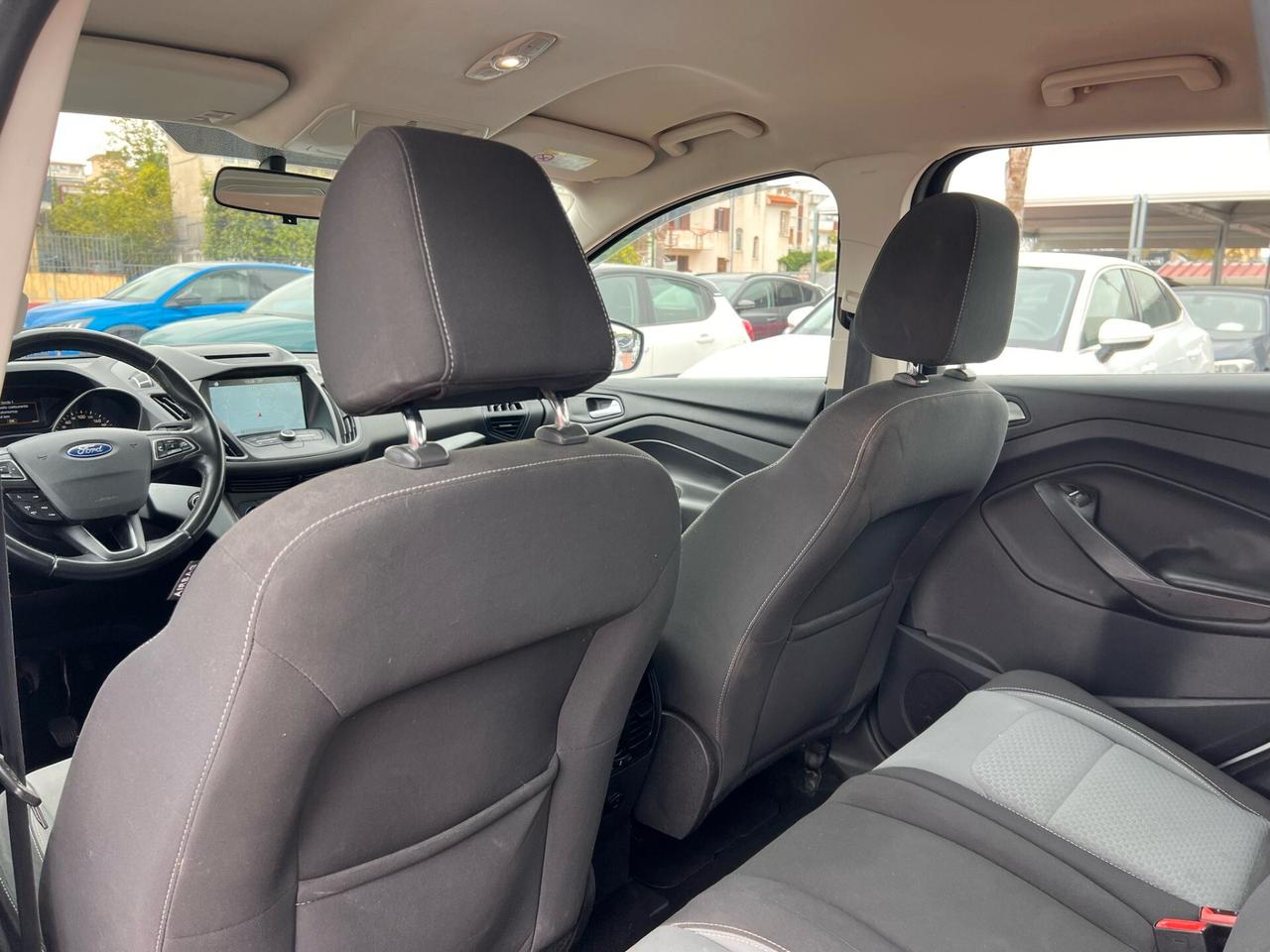 Ford Kuga 1.5 TDCI 120 CV S&S 2WD Titanium