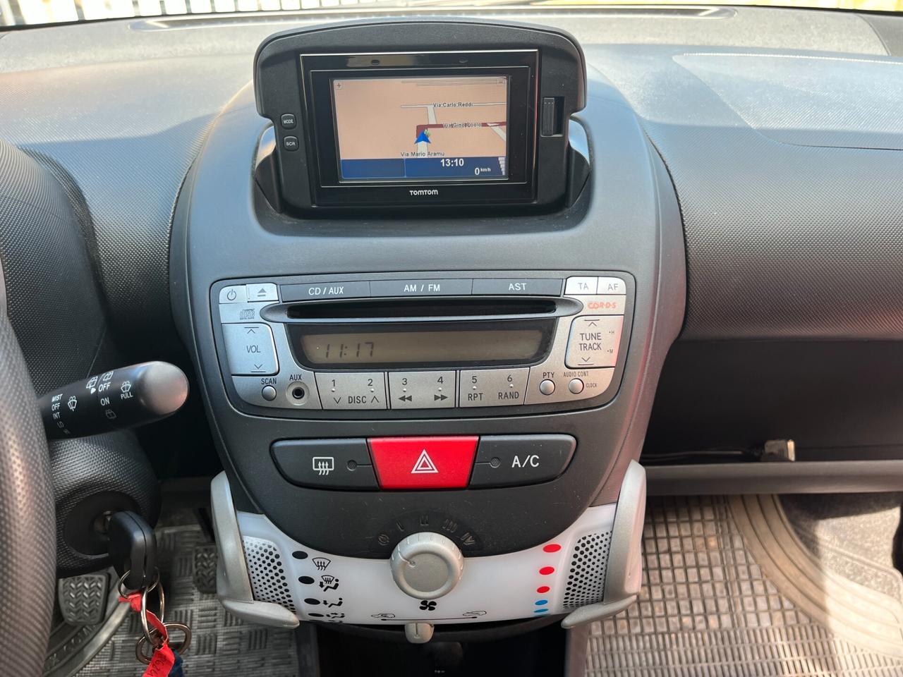 Toyota Aygo 1.0 12V VVT-i 3 porte Orange Connect