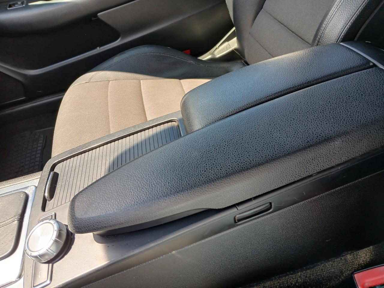 Mercedes-benz C 250 C 250 CDI BlueEFFICIENCY Coupé Avantgarde