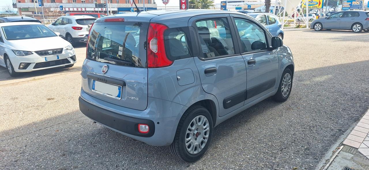 Fiat Panda 1.0 Hybrid 70 CV