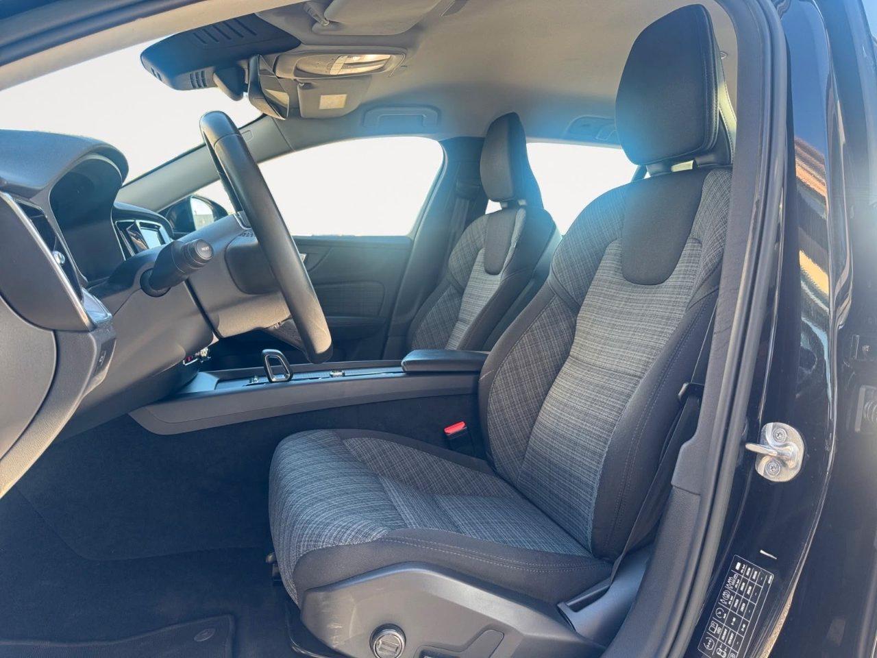 Volvo V60 2.0 b4 Core auto