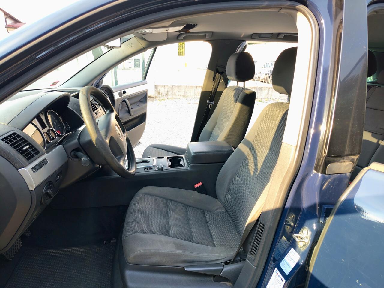 Volkswagen Touareg 2.5 R5 TDI. 4x4. CAMBIO AUTOMATICO