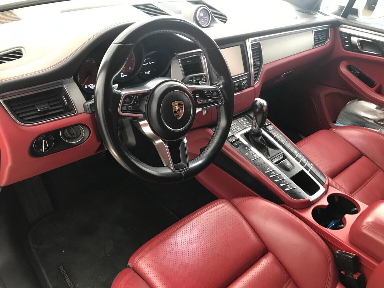 Porsche Macan 3.6 Turbo V6 400cv service Porsche