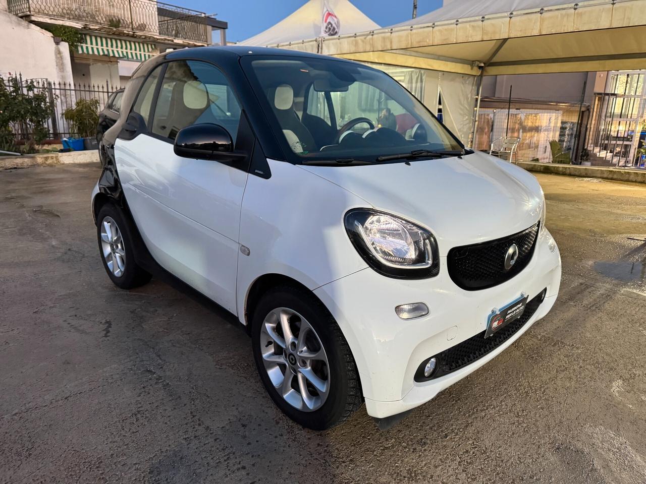 Smart ForTwo 1000 62 kW coupé passion
