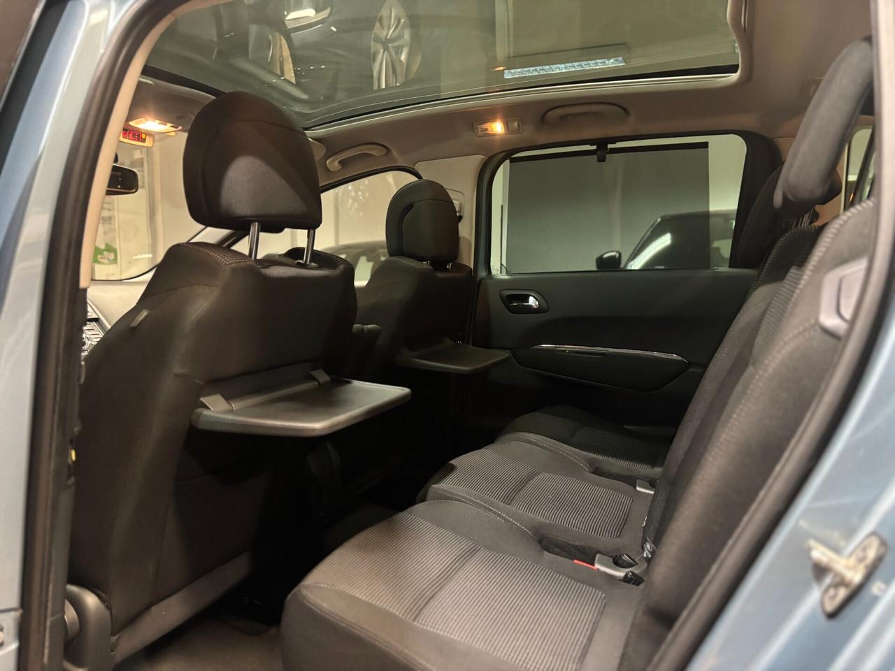 Peugeot 5008 2.0 hdi 16v Allure (feline) 150cv*EURO5