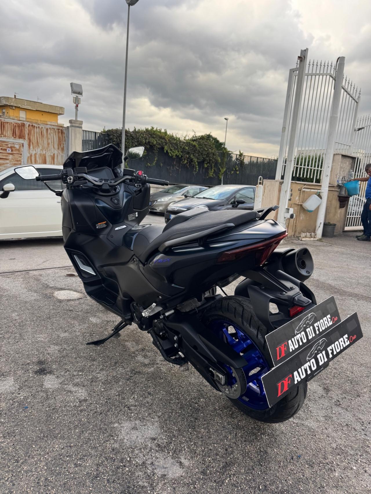 Yamaha T-Max 560 Finanziabile icon blue