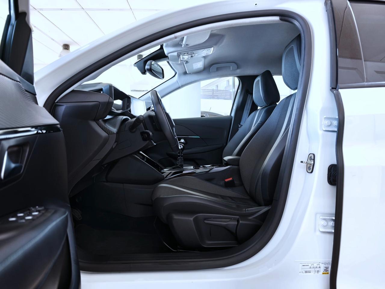 Peugeot 208 1.5 BlueHDi Allure Pack 100 CV 2022