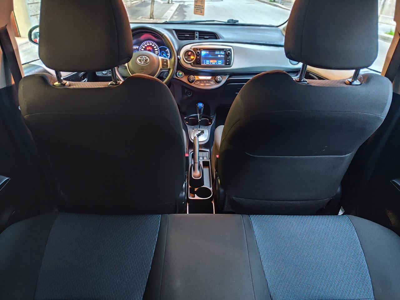 Toyota Yaris 1.5 Hybrid 75CV Lounge