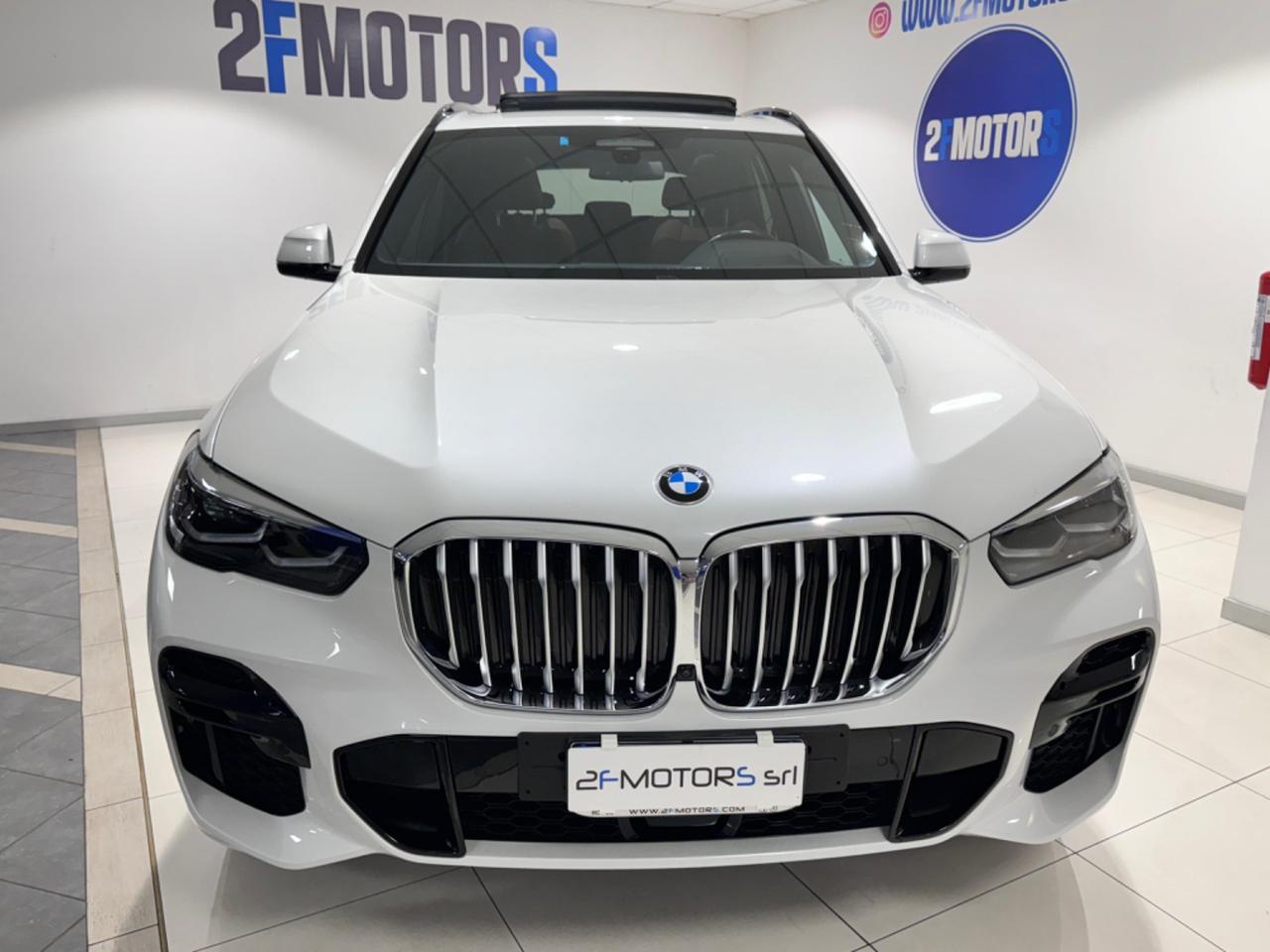 BMW X5 xdrive40d mhev 48V Msport auto