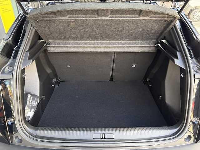 Peugeot 2008 1.2 PureTech 100 CV Active