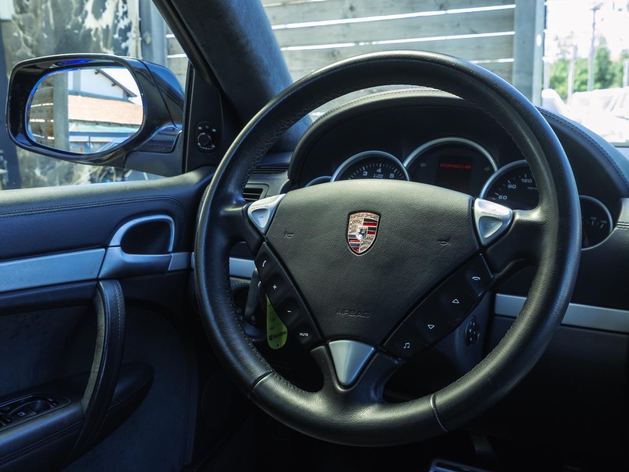 Porsche Cayenne 4.8 GTS