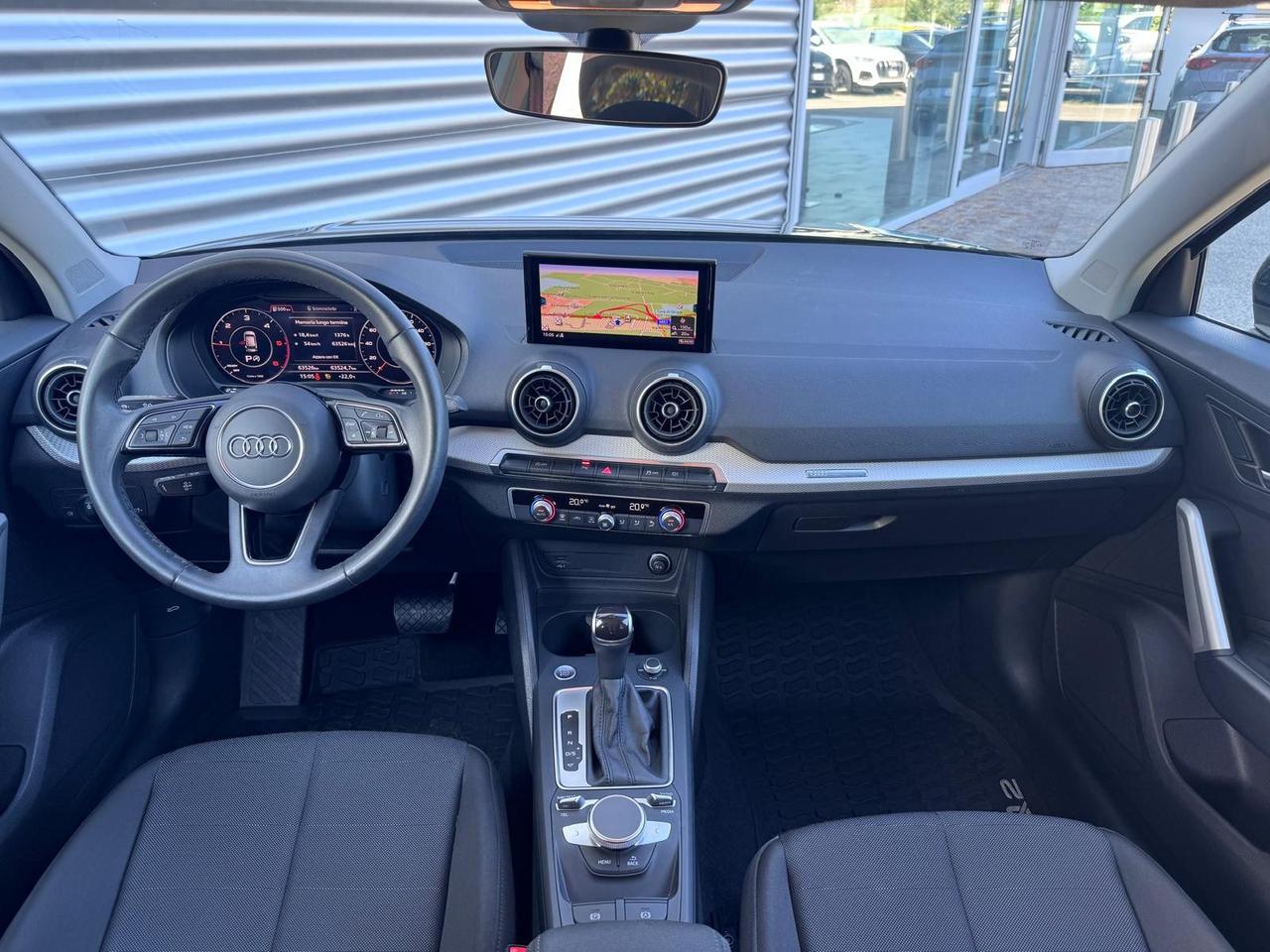 AUDI Q2 2.0 TDI S-TRONIC BUSINESS