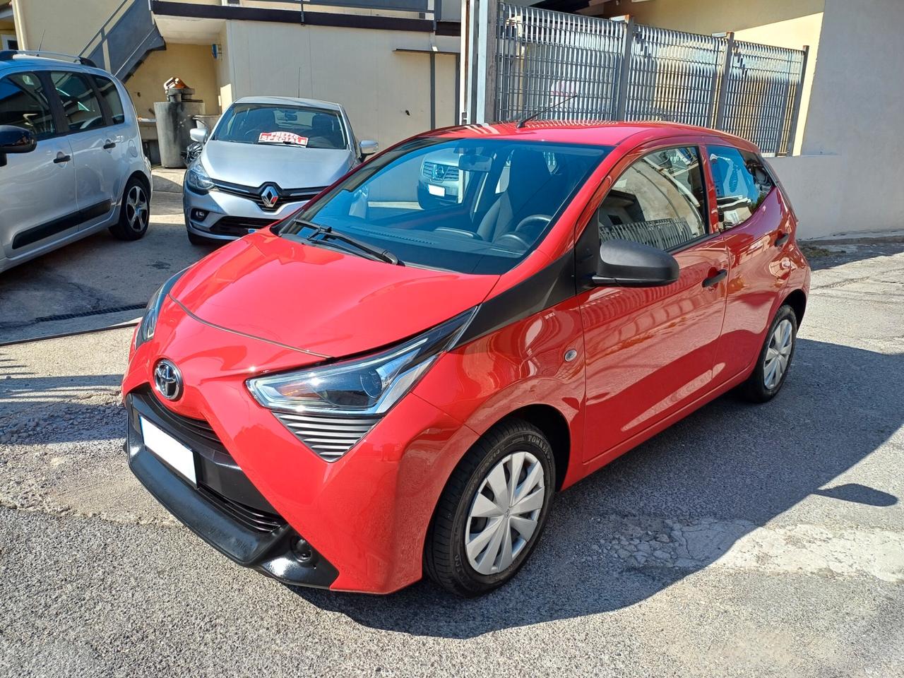 Toyota Aygo Connect 1.0 72 CV 5 porte x-connect
