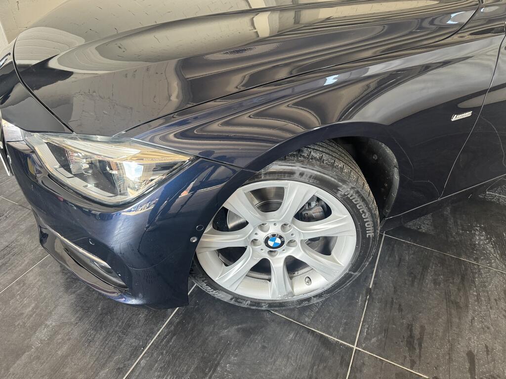 BMW Serie 3 Touring 320 d Luxury Steptronic