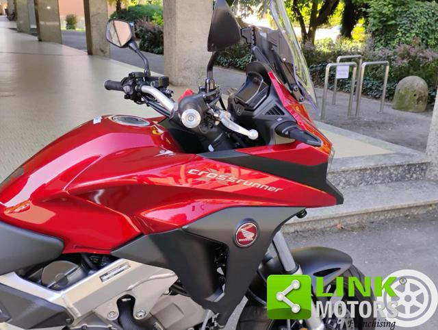 HONDA VFR 800 X Crossrunner (ED type)