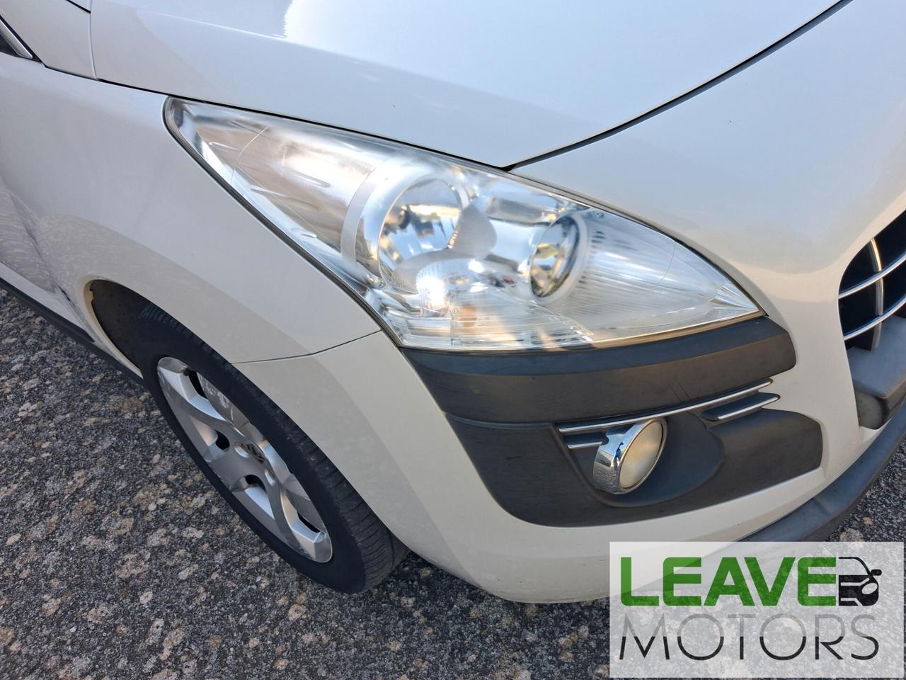 Peugeot 3008 1.6 HDi 112CV (M1591)