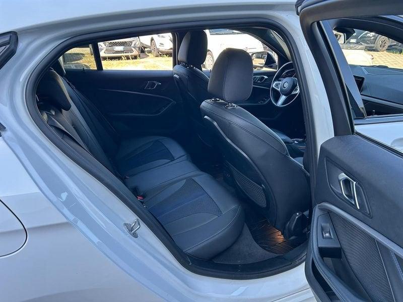 BMW Serie 1 5 Porte 118d SCR MSport Steptronic
