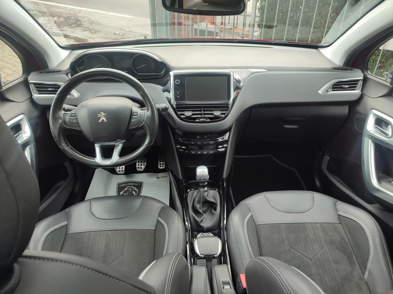 Peugeot 2008 BlueHDi 120 S&S Crossway