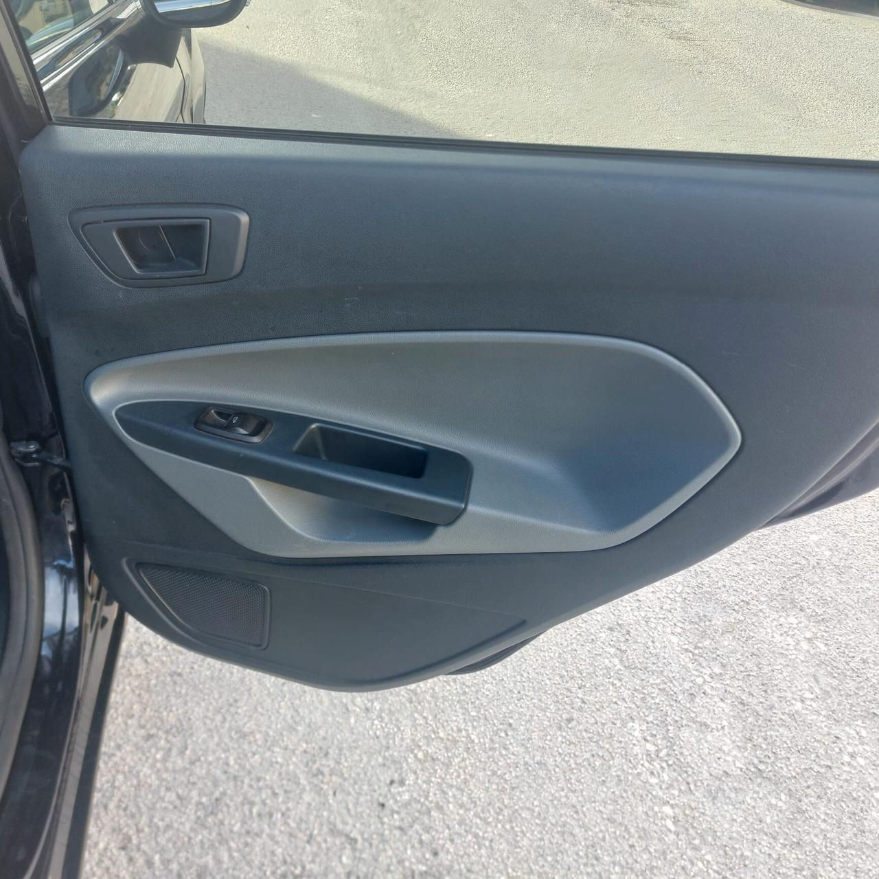 FORD FIESTA 1.6TDCI 95CV TITANIUM